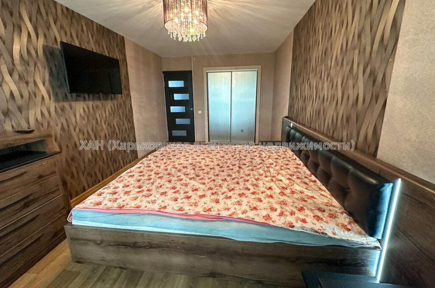 Продам квартиру, Баварский пер. , 3  ком., 64 м², капитальный ремонт 
