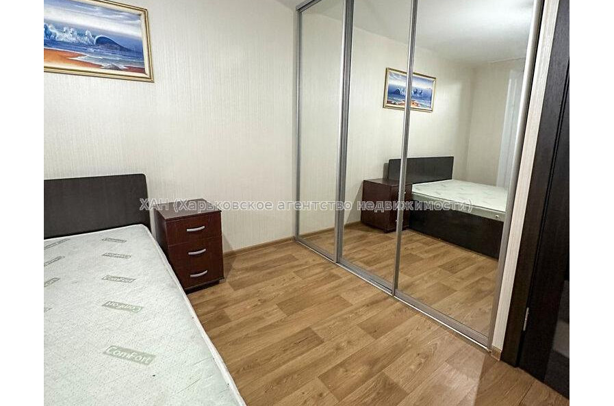 Продам квартиру, Баварский пер. , 3  ком., 64 м², капитальный ремонт 
