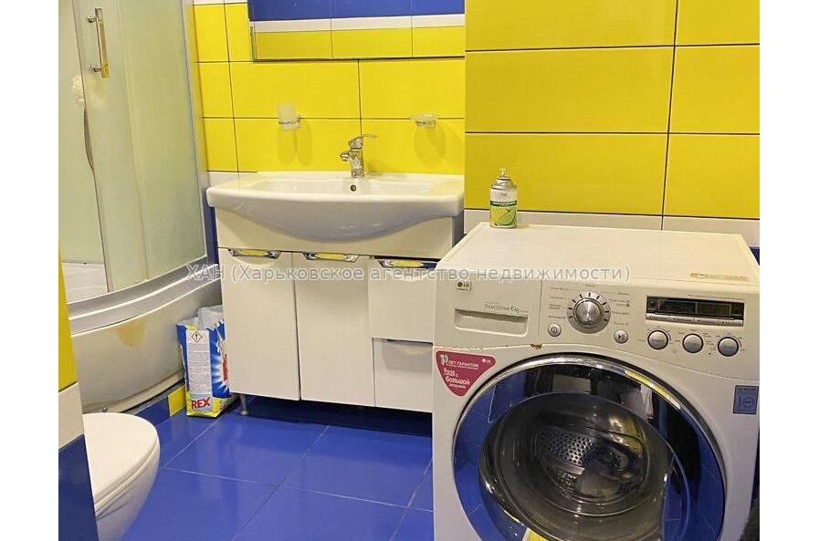 Продам квартиру, Баварский пер. , 3  ком., 64 м², капитальный ремонт 