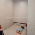 Продам квартиру, Михаила Комарова ул. , 4  ком., 96 м², частичный ремонт 