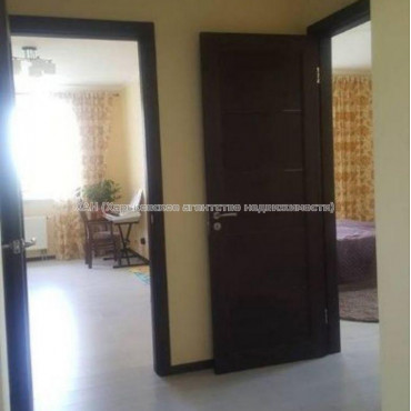 Продам квартиру, Дача 55 ул. , 2 кім., 75 м², евроремонт 