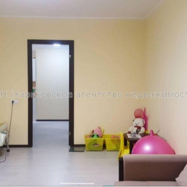 Продам квартиру, Дача 55 ул. , 2 кім., 75 м², евроремонт 