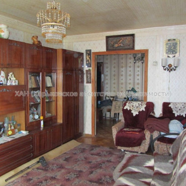 Продам квартиру, Льва Ландау просп. , 3  ком., 74.40 м², советский ремонт 