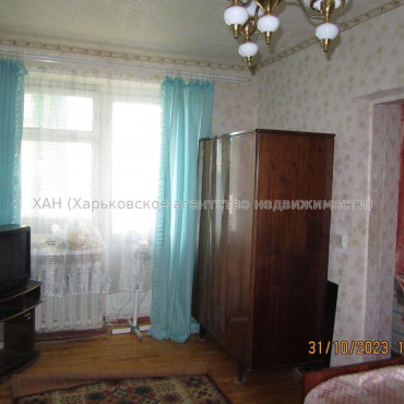 Продам квартиру, Льва Ландау просп. , 3  ком., 74.40 м², советский ремонт 