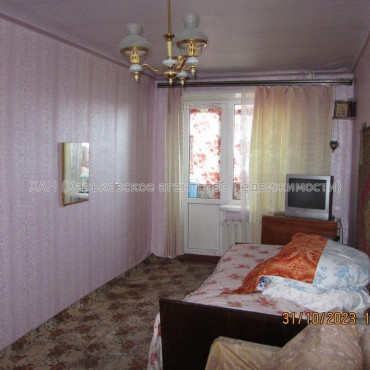 Продам квартиру, Льва Ландау просп. , 3  ком., 74.40 м², советский ремонт 