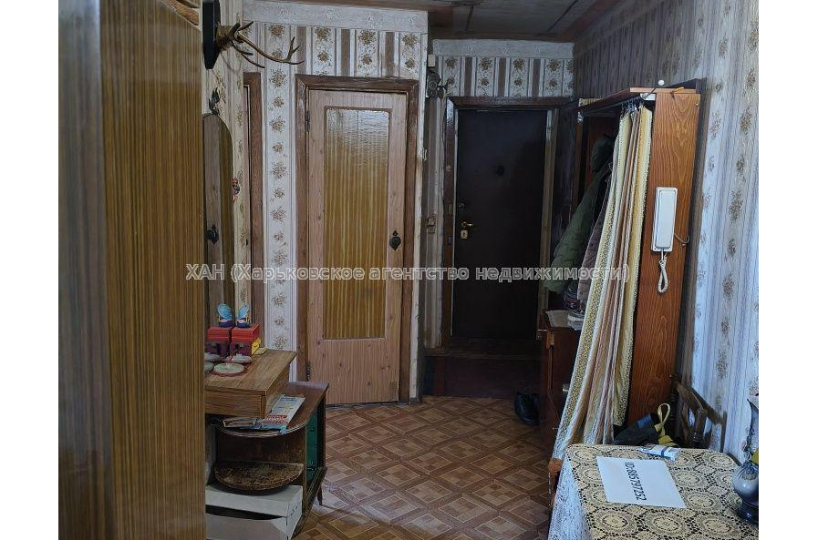 Продам квартиру, Льва Ландау просп. , 3  ком., 74.40 м², советский ремонт 