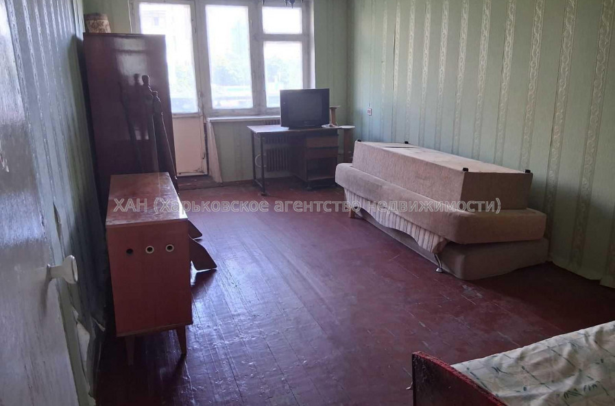 Продам квартиру, Гвардейцев Широнинцев ул. , 2 кім., 49.10 м², без ремонта 