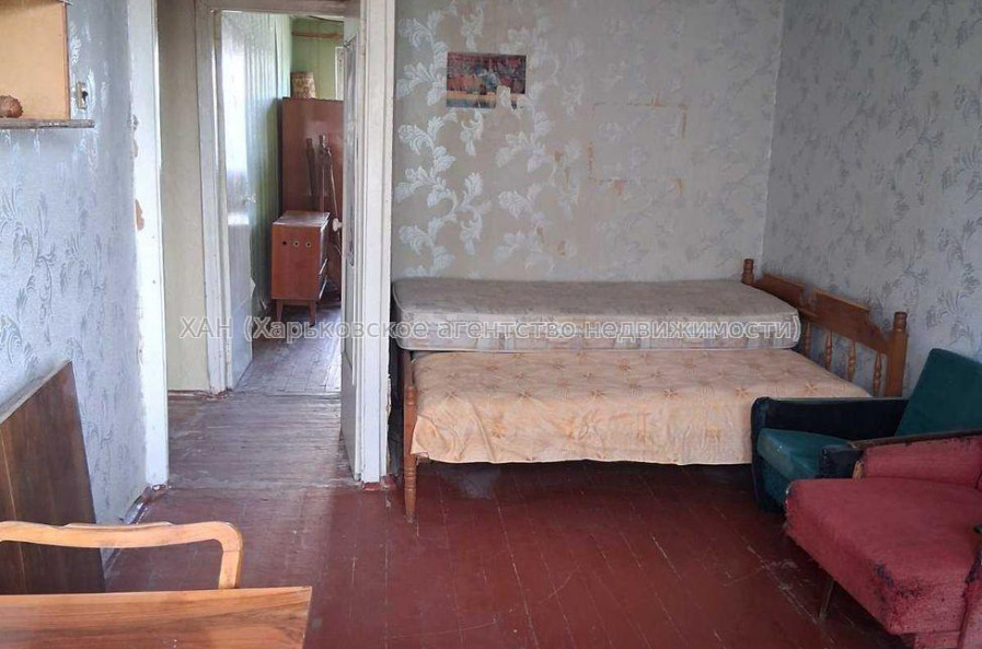 Продам квартиру, Гвардейцев Широнинцев ул. , 2 кім., 49.10 м², без ремонта 