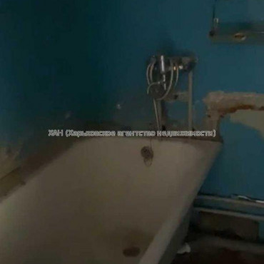 Продам квартиру, Гвардейцев Широнинцев ул. , 2  ком., 49.10 м², без ремонта 