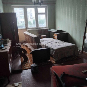 Продам квартиру, Гвардейцев Широнинцев ул. , 2  ком., 49.10 м², без ремонта 