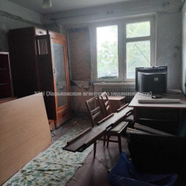Продам квартиру, Гвардейцев Широнинцев ул. , 2 кім., 49.10 м², без ремонта