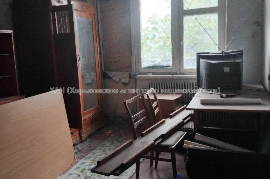 Продам квартиру, Гвардейцев Широнинцев ул. , 2 кім., 49.10 м², без ремонта 
