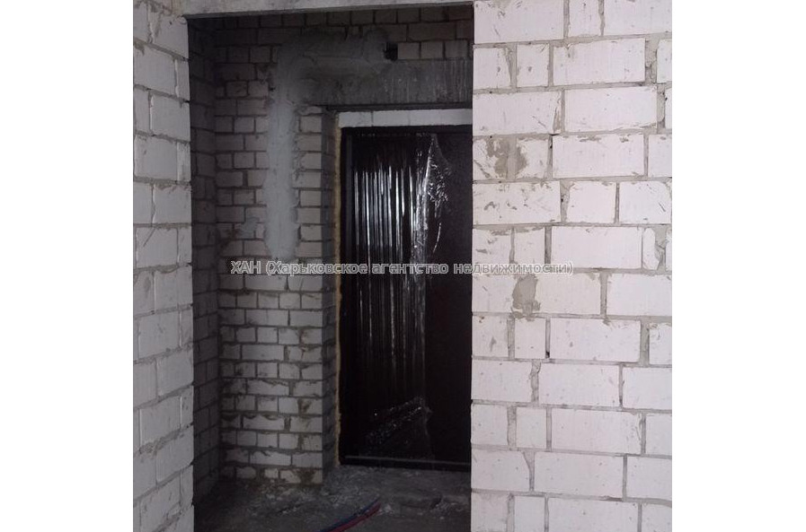 Продам квартиру, Шевченко ул. , 1 кім., 38 м², без внутренних работ 