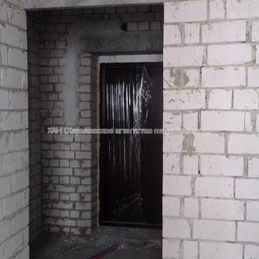 Продам квартиру, Шевченко ул. , 1 кім., 38 м², без внутренних работ 