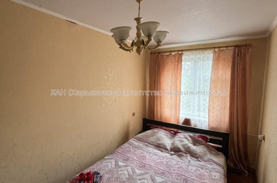 Продам квартиру, Познанская ул. , 2 кім., 44 м², косметический ремонт 