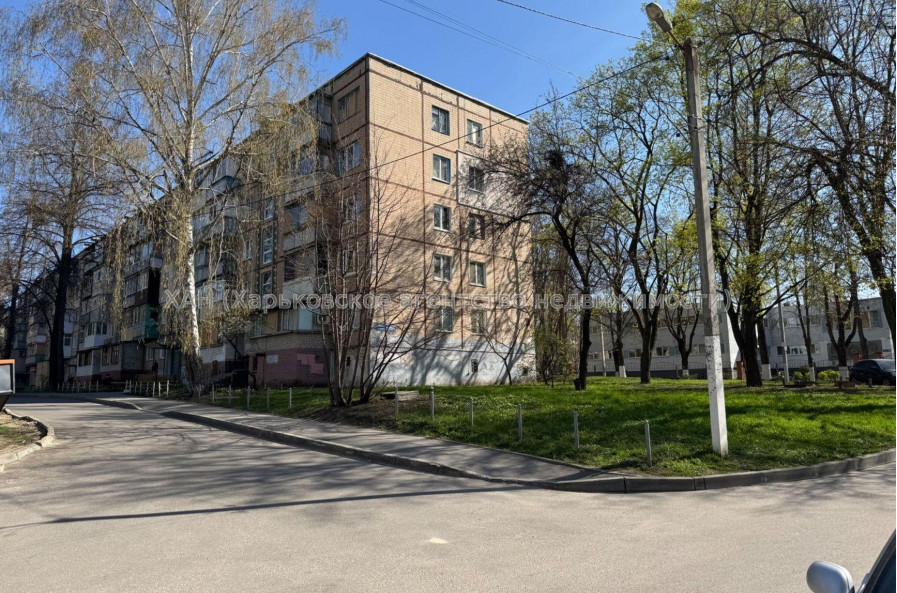 Продам квартиру, Непокоренных ул. , 2  ком., 44.20 м², частичный ремонт 