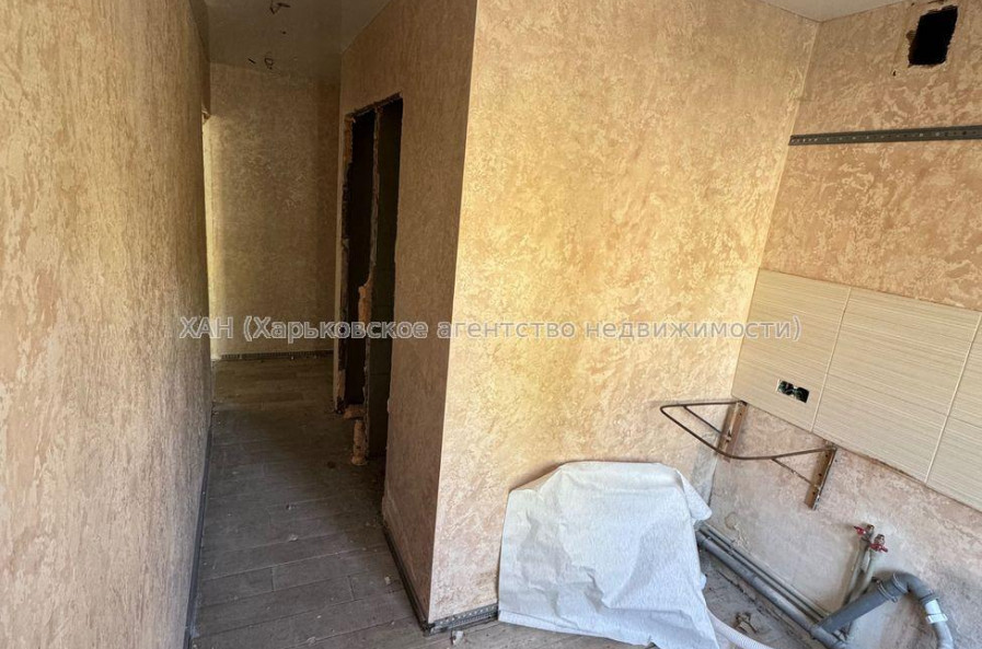 Продам квартиру, Непокоренных ул. , 2  ком., 44.20 м², частичный ремонт 