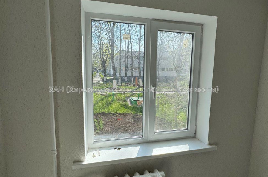 Продам квартиру, Непокоренных ул. , 2  ком., 44.20 м², частичный ремонт 