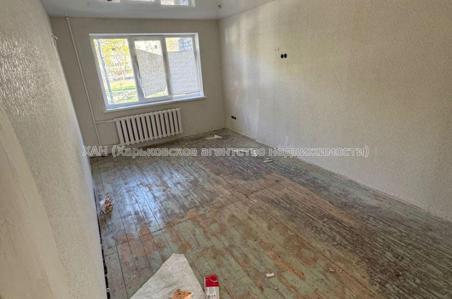 Продам квартиру, Непокоренных ул. , 2  ком., 44.20 м², частичный ремонт 