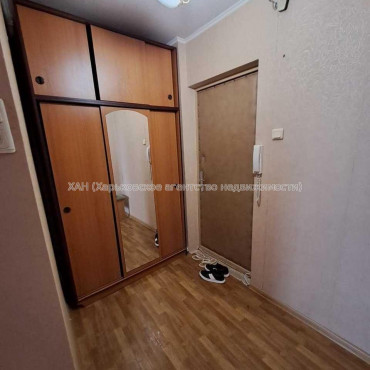 Продам квартиру, Холодногорская ул. , 1  ком., 35 м², косметический ремонт 