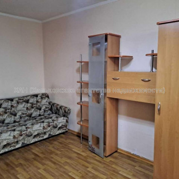 Продам квартиру, Холодногорская ул. , 1  ком., 35 м², косметический ремонт 
