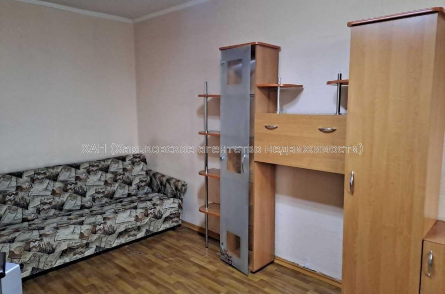Продам квартиру, Холодногорская ул. , 1  ком., 35 м², косметический ремонт 