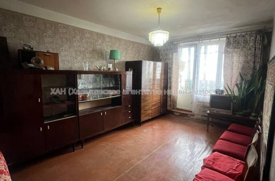 Продам квартиру, Гвардейцев Широнинцев ул. , 1 кім., 34 м², советский ремонт 