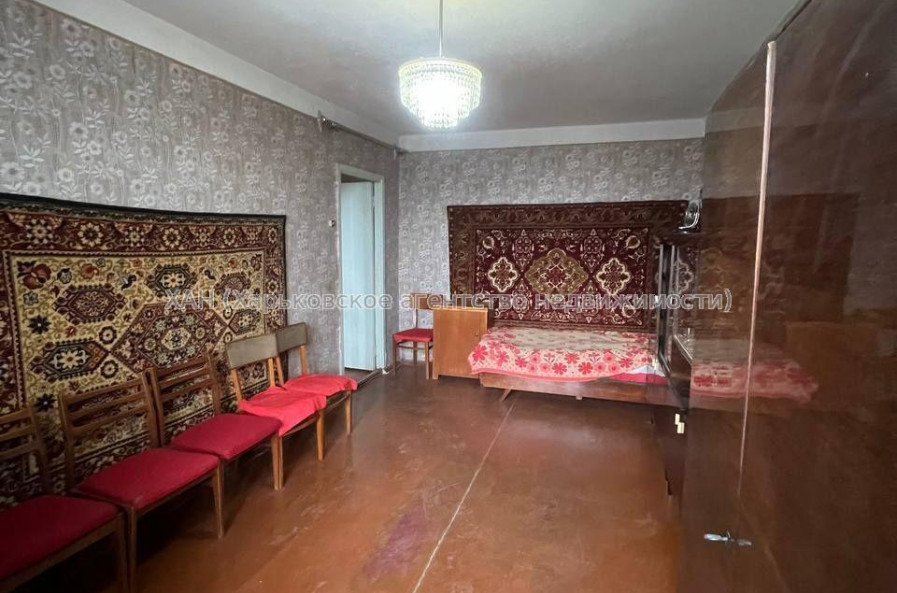 Продам квартиру, Гвардейцев Широнинцев ул. , 1 кім., 34 м², советский ремонт 