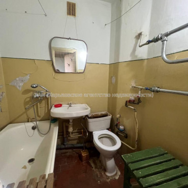 Продам квартиру, Гвардейцев Широнинцев ул. , 1 кім., 34 м², советский ремонт 