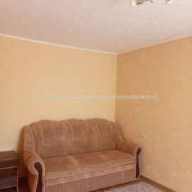 Продам квартиру, Гвардейцев Широнинцев ул. , 1  ком., 45 м², косметический ремонт