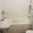 Продам квартиру, Гвардейцев Широнинцев ул. , 1  ком., 45 м², косметический ремонт 