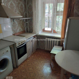 Сдам квартиру, Ощепкова Андрея ул. , 1  ком., 28 м², косметический ремонт