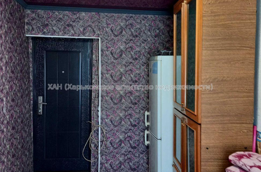 Продам квартиру, 23 Августа ул. , 3  ком., 47.10 м², косметический ремонт 