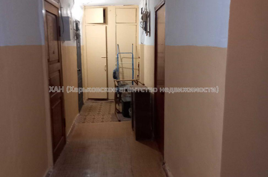 Продам квартиру, 23 Августа ул. , 3  ком., 47.10 м², косметический ремонт 