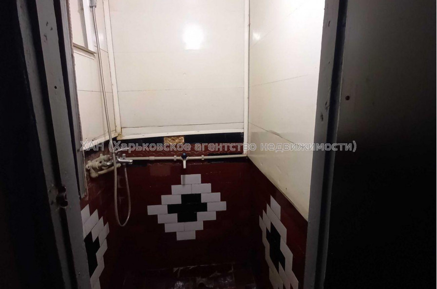 Продам квартиру, 23 Августа ул. , 3  ком., 47.10 м², косметический ремонт 