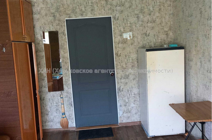 Продам квартиру, 23 Августа ул. , 3  ком., 47.10 м², косметический ремонт 