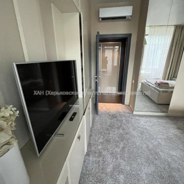 Продам квартиру, Ляпунова ул. , 3 кім., 96 м², авторский дизайн 