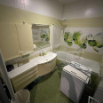 Продам квартиру, Ляпунова ул. , 3  ком., 96 м², авторский дизайн 