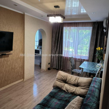 Продам квартиру, Аэрокосмический пр. , 3 кім., 65.60 м², капитальный ремонт 