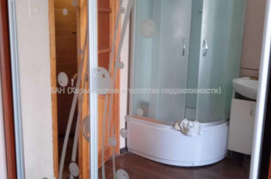 Продам квартиру, 23 Августа ул. , 1  ком., 17.40 м², косметический ремонт 