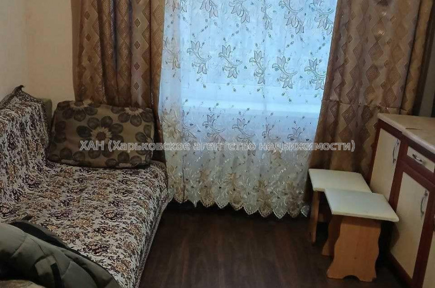 Продам квартиру, 23 Августа ул. , 1 кім., 17.40 м², косметический ремонт 