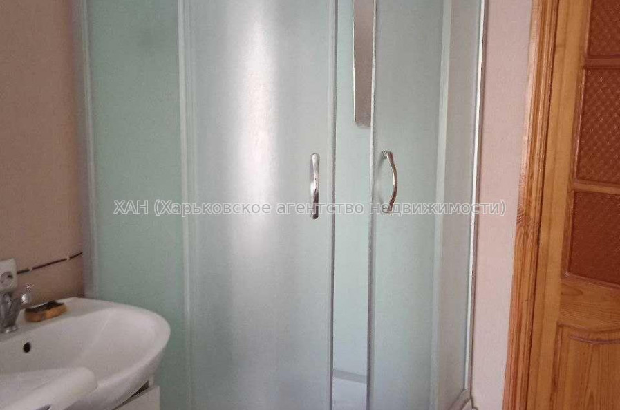 Продам квартиру, 23 Августа ул. , 1  ком., 17.40 м², косметический ремонт 