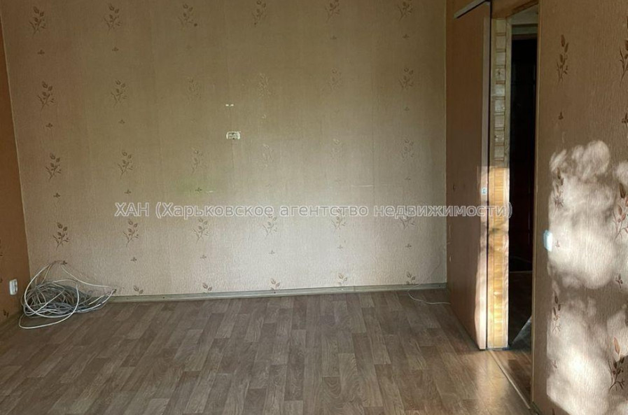 Продам квартиру, Гвардейцев Широнинцев ул. , 1 кім., 33 м², косметический ремонт 