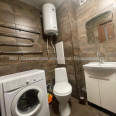Продам квартиру, Космическая ул. , 2 кім., 56 м², капитальный ремонт 