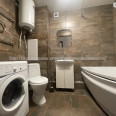 Продам квартиру, Космическая ул. , 2 кім., 56 м², капитальный ремонт 