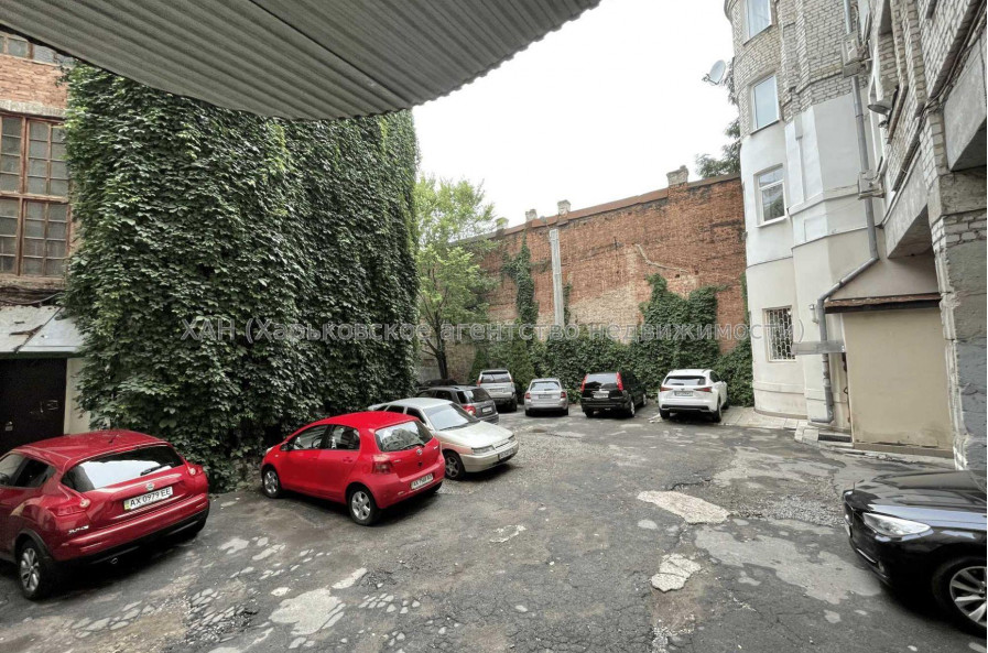 Продам квартиру, Кравцова пер. , 1  ком., 38.60 м², евроремонт 