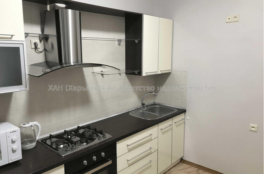 Продам квартиру, Кравцова пер. , 1  ком., 38.60 м², евроремонт 
