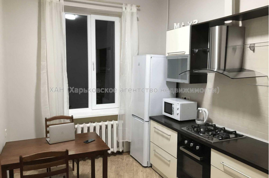 Продам квартиру, Кравцова пер. , 1  ком., 38.60 м², евроремонт 