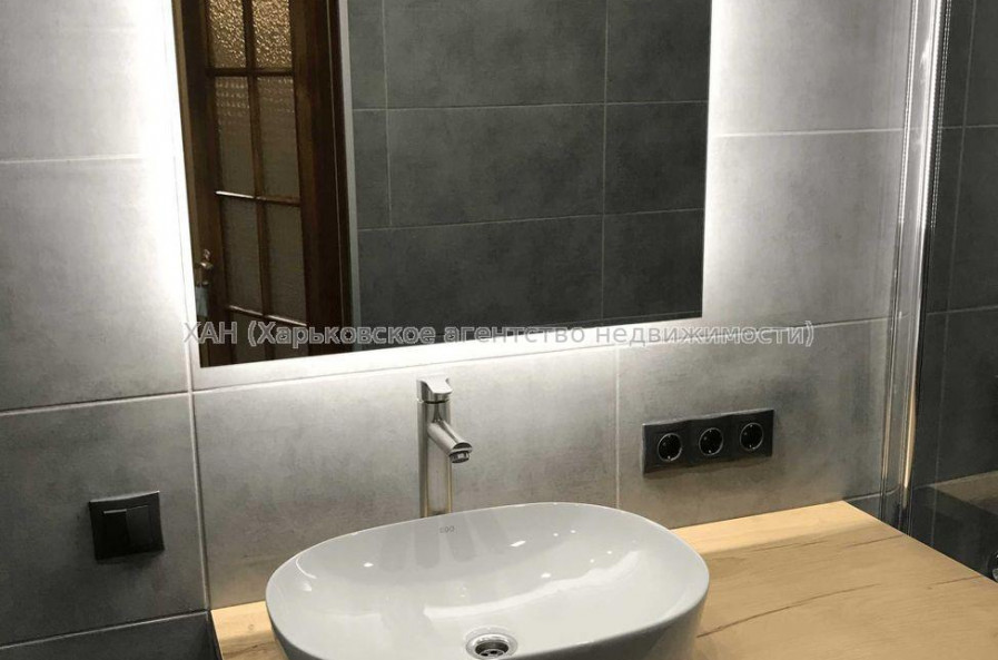 Продам квартиру, Кравцова пер. , 1  ком., 38.60 м², евроремонт 