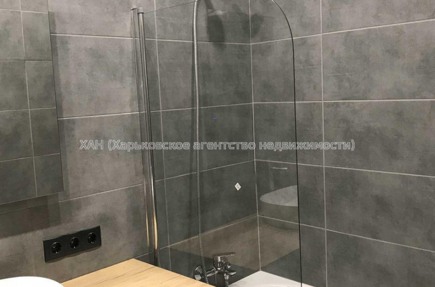 Продам квартиру, Кравцова пер. , 1  ком., 38.60 м², евроремонт 